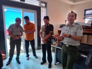 BPBD Hibahkan Perahu Karet Untuk Warga Masyarakat Pekalongan Utara