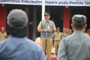 Dikukuhkan, 7.824 Satlinmas Jepara Diminta Kuatkan Komitmen Wujudkan Pemilu Aman