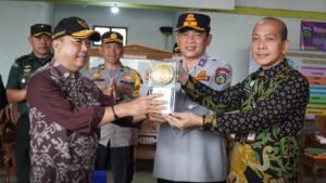 Jepara Kembali Meraih Piala Adipura Dan Disambut Antusias Warga