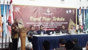 Hadiri Rapat Pleno Rekapiltulasi Suara, Pj Bupati Apresiasi Dedikasi Penyelenggara Pemilu di Pati