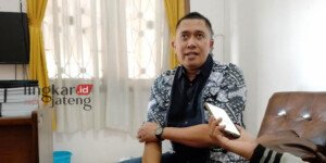 Tumpukan Sampah di TPS Sambilawang Menumpuk, Ini Komentar Dewan Pati