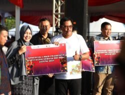 Pj Gubernur Luncurkan Gernas BBI dan BBWI pada Pesta Rakyat