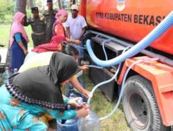 BPBD Bersama PMI dan Satgas Pramuka Distribusikan Air Bersih di 8 Kecamatan