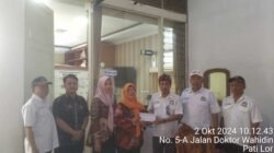 Penyerahan surat kepada Pj, Bupati Pati lewat bagian Tapm Setda Pati