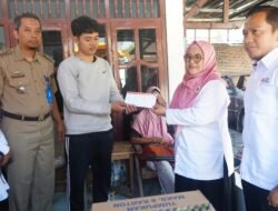 Ketua PMI Pati Salurkan Bantuan untuk Korban Kebakaran di Baturejo, Sukolilo