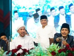 Hadiri Jateng Bersholawat, Bupati Pati Siap Dukung Program Kesejahteraan Santri